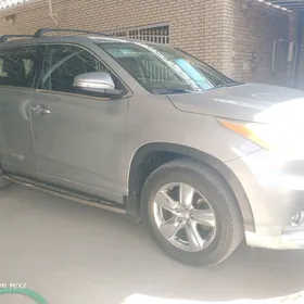 Toyota Highlander 2014
