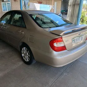 Toyota Camry 2004