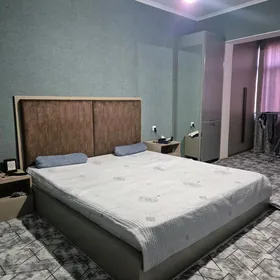 Кровать
