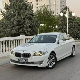 BMW F10 2011