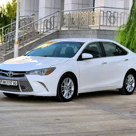 Toyota Camry 2015
