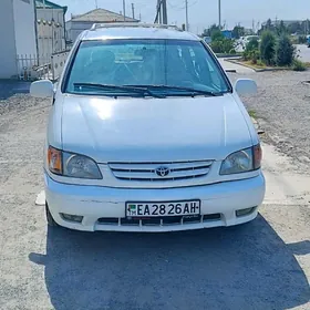 Toyota Sienna 1999