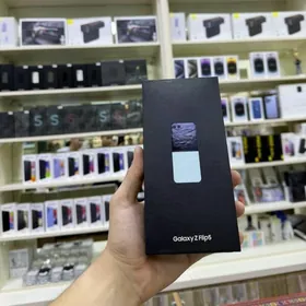 Samsung Z Flip 5. 8/256gb