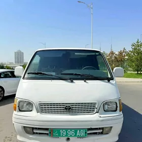 Toyota Hiace 2003