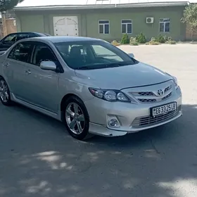Toyota Corolla 2011