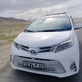 Toyota Sienna 2012