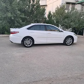 Toyota Camry 2017