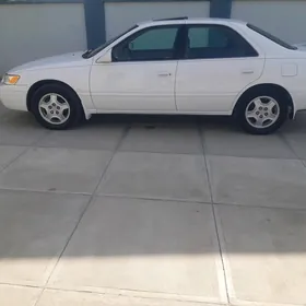 Toyota Camry 1999