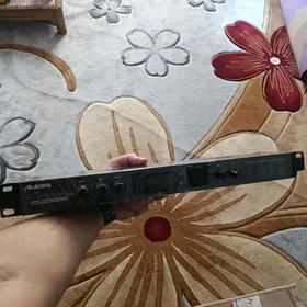 Alesis rewer sifravoy