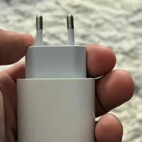 IPHONE ZARYATNIK