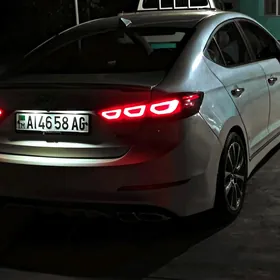 Hyundai Elantra 2017