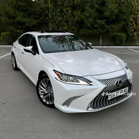 Lexus ES 350 2021
