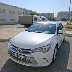 Toyota Camry 2015