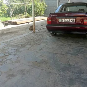 Opel Vectra 1990