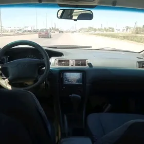 Toyota Camry 1999