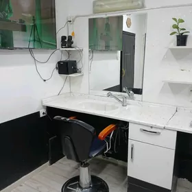 Salon dellekhana