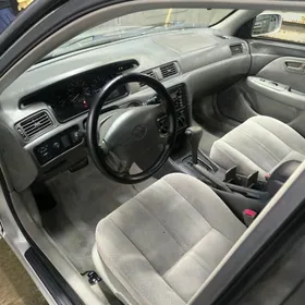 Toyota Camry 2000