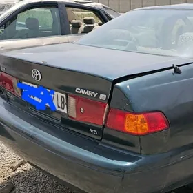 Toyota Camry 2000