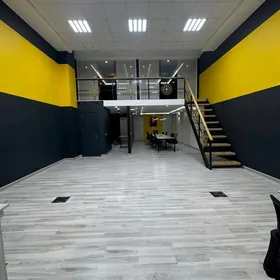 Arenda pamishenya 136m² 1etaž