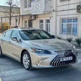 Lexus ES 350 2022