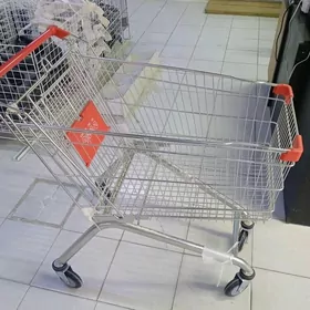 Market magazyn üçin arabalar
