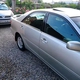 Toyota Camry 2002