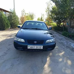 Toyota Camry 1997