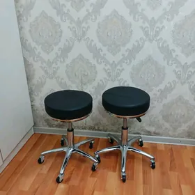 koža taburetka