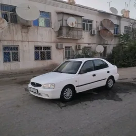 Hyundai Accent 2002