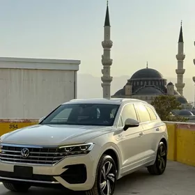 Volkswagen Touareg 2021