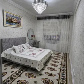 30 MKR 1 ETAZ 3 KOMNAT