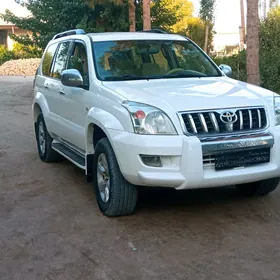 Toyota Land Cruiser Prado 2004