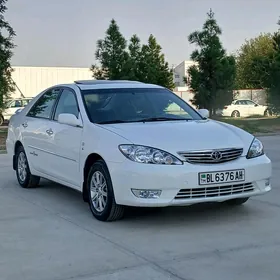 Toyota Camry 2004