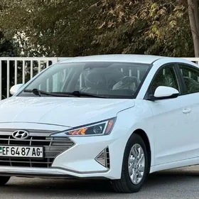 Hyundai Elantra 2020