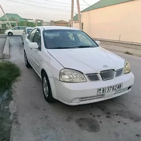 Daewoo Lacetti 2003