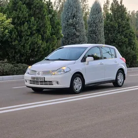 Nissan Versa 2010