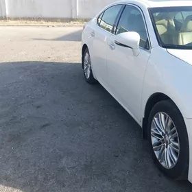 Lexus ES 350 2015