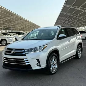 Toyota Highlander 2019