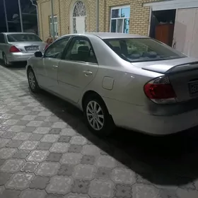 Toyota Camry 2005