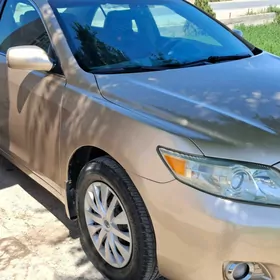 Toyota Camry 2010