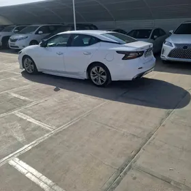 Nissan Maxima 2021