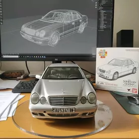 Mercedes-Benz 230E 2001