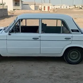 Lada 2103 1982