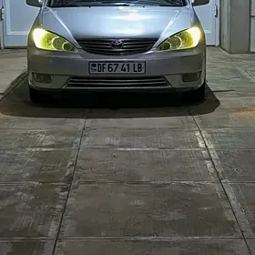 Toyota Camry 2005