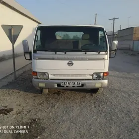 Mitsubishi Canter 2003