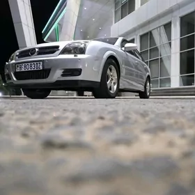 Opel Vectra 2004