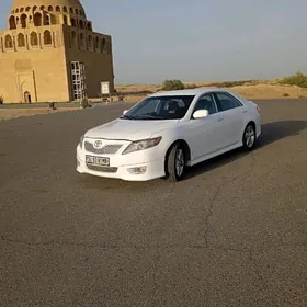 Toyota Camry 2010