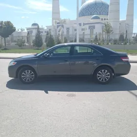 Toyota Camry 2011