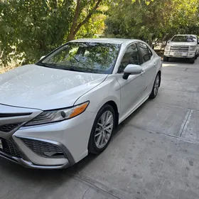 Toyota Camry 2022