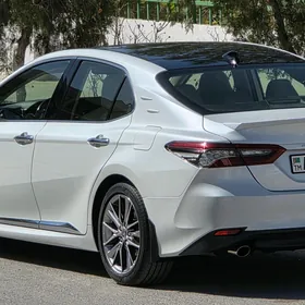 Toyota Camry 2022
